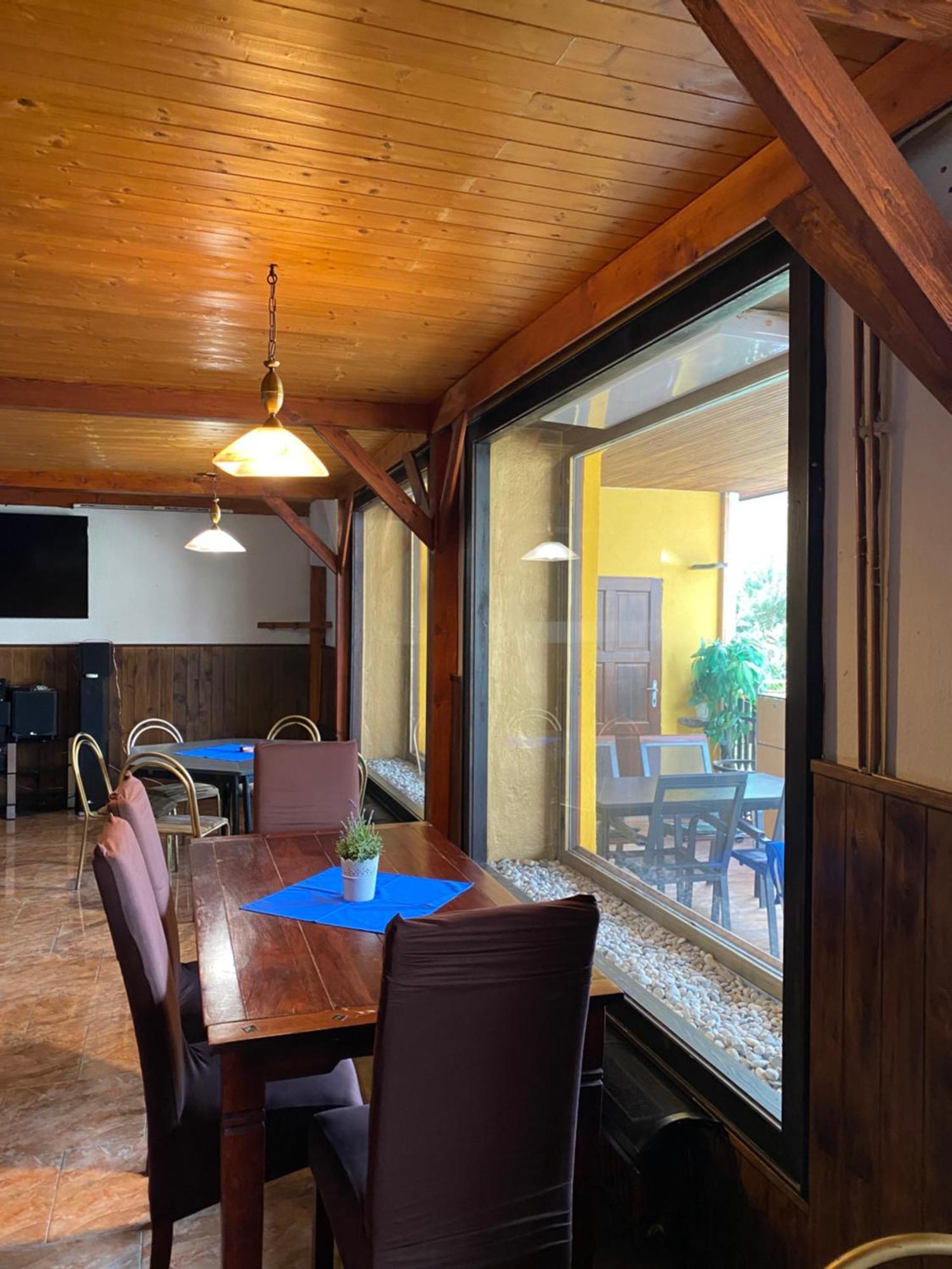 Vysehrad Nonstop Guest house 3*