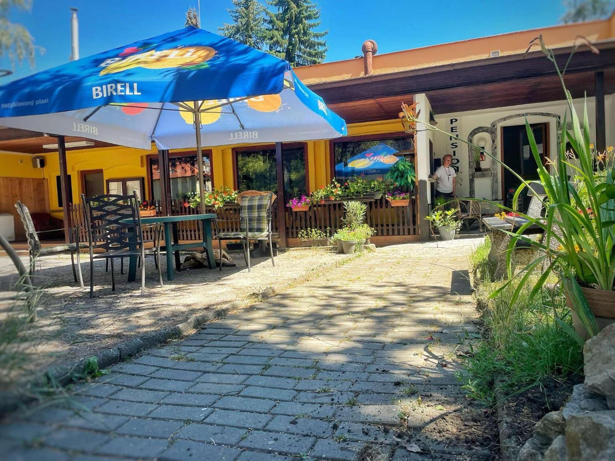 Vysehrad Nonstop Guest house 3*