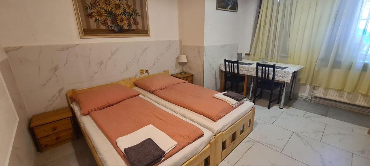 Guest house Vysehrad Nonstop 3*