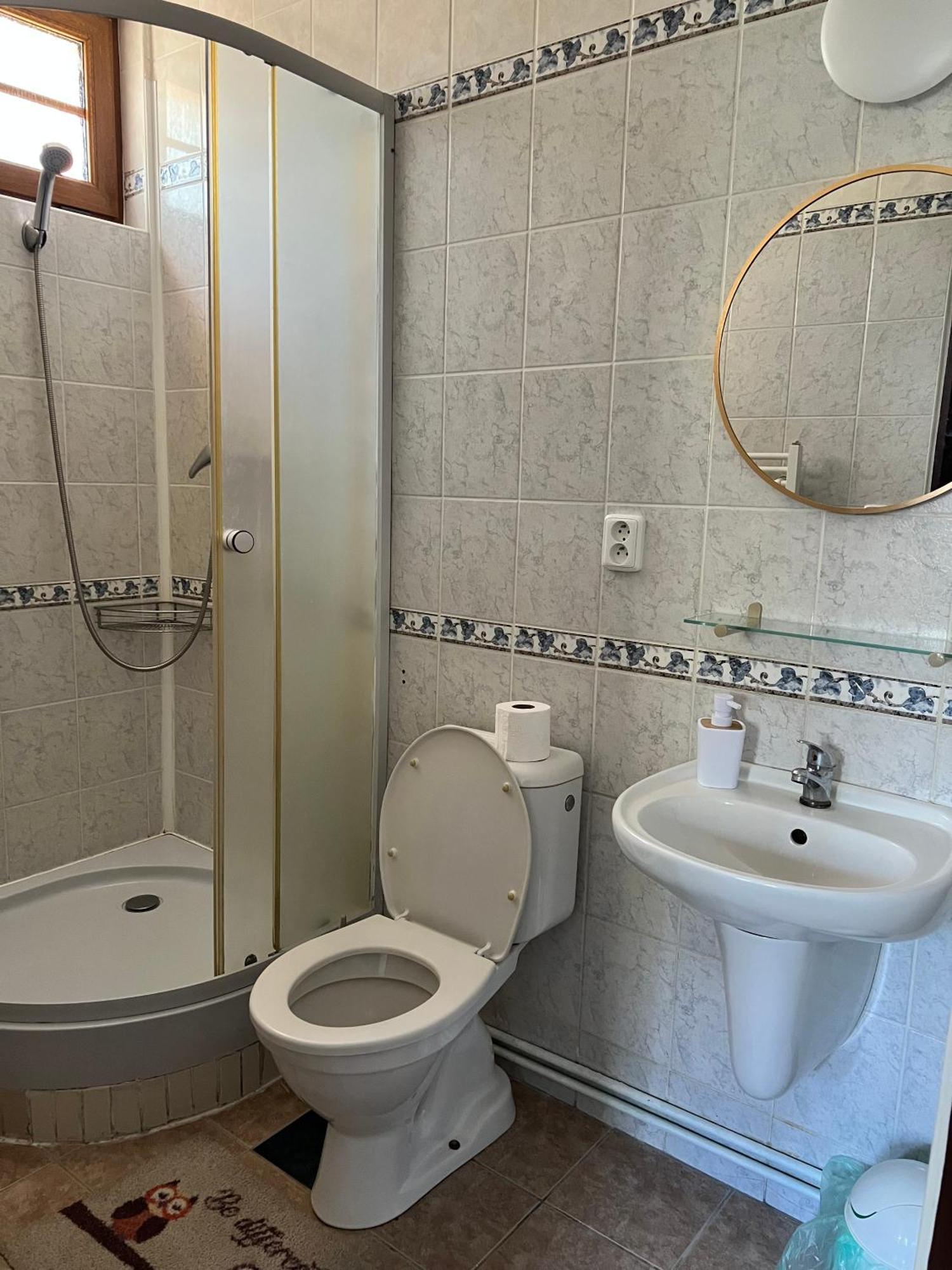 Vysehrad Nonstop Guest house 3*