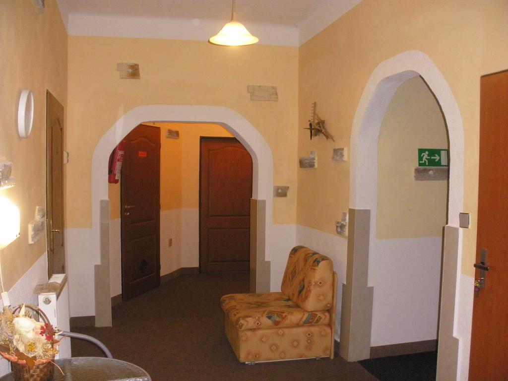 Vysehrad Nonstop Guest house